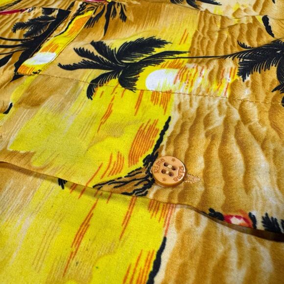 Rima BeachWorld Hawaiian Shirt Men’s Medium Sunset Palm Tree Surfer Print Yellow - Picture 3 of 5